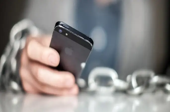 Akıllı telefondan neden ayrılamıyoruz?