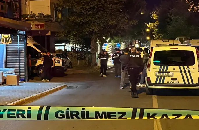 Avcılar'da korkutan olay! Bodrum katta iki adet law silahı bulundu