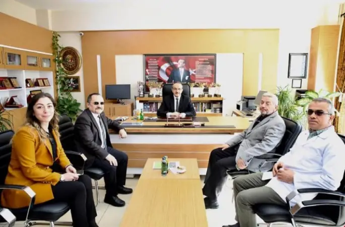 Vali Yavuz, Öğrencilerle Buluşmalarını Sürdürüyor