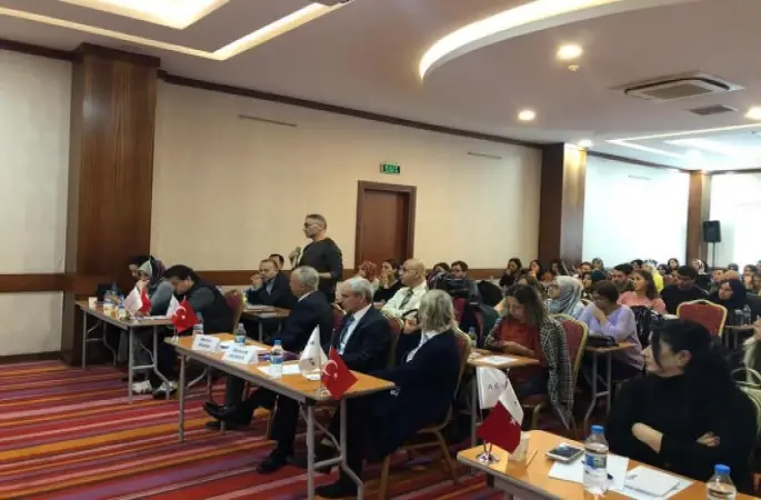 Böbrek Nakliyle İnsanlar Hayata Yeniden Tutunuyor