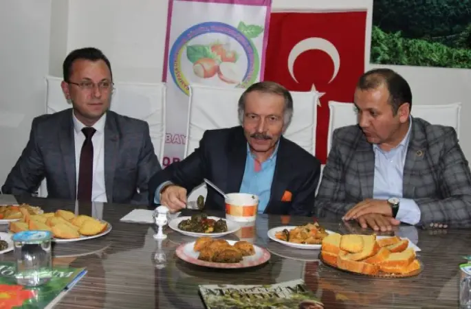 Bayrampaşa Ordulular derneğinde yöresel yemekler ikram edildi.