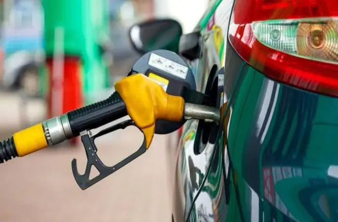 Benzine Yeniden Büyük Zam Geliyor