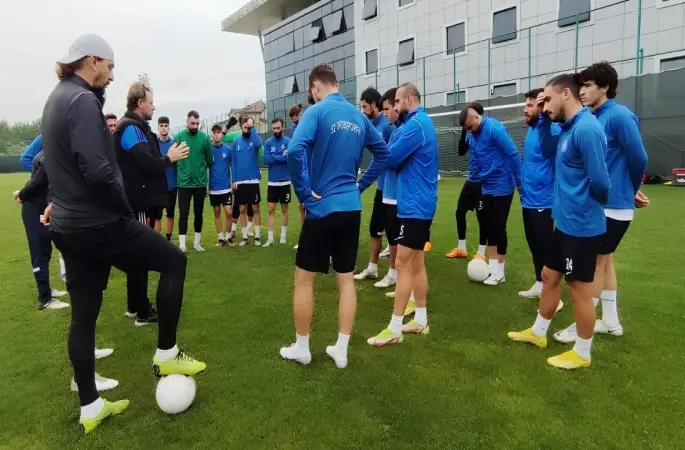 Bir An Önce Toparlanmamız Gerekir