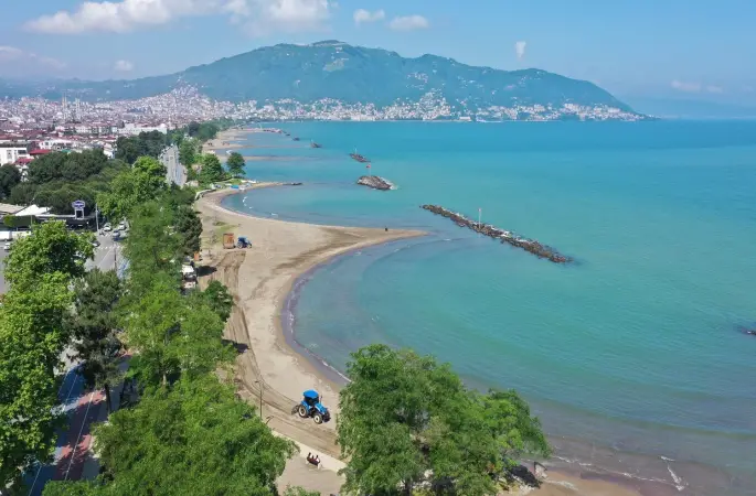 Büyükşehir Plajlarında Sezon Hazırlıkları