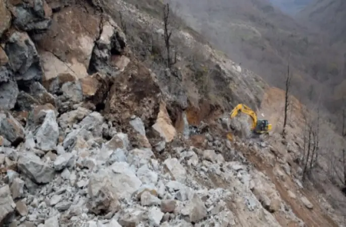 Büyükşehir, Yarım Ton Dinamit Kullandı