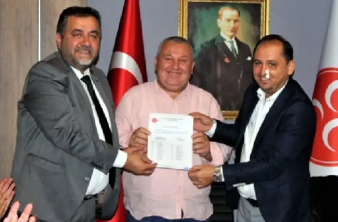 Murat Kaçak Yeniden Mhp İlçe Başkanı