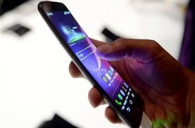 Cep telefonları güneş enerjisiyle çalışacak