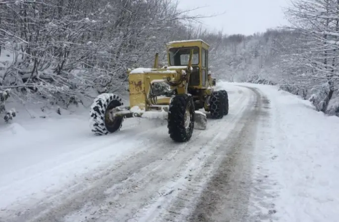 Çambaşı'nda Yoğun Kar Mesaisi