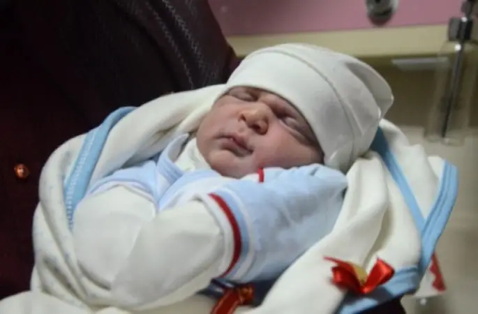 Ordu'da Yeni Yılın İlk Bebeği 'Baran Alparslan'