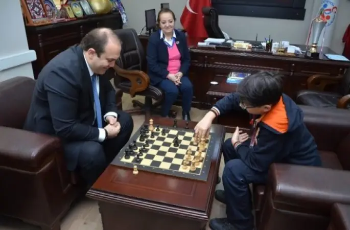Türkiye Satranç Şampiyonu Tanrıverdi: