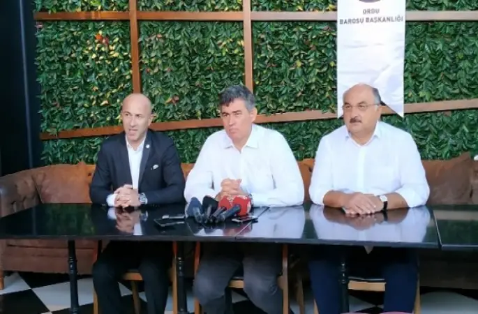 Altında Bizim De İmzamız Var