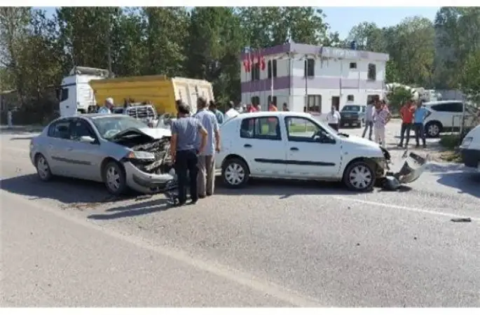 Fatsa-Kumru karayolun'da zincirleme trafik kazası: 1 yaralı