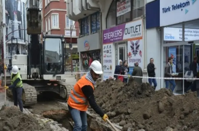 Fatsa'da 30 Yıllık Su Şebeke Hattı Yenilendi