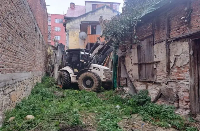 Fatsa'da Metruk Binalara Yıkım!