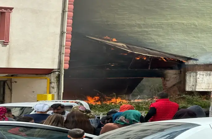 Gölköy'de Metruk Binada Yangın