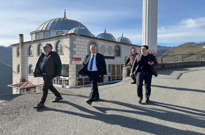 Gülyalı'daki Sorunlar Yerinde İncelendi