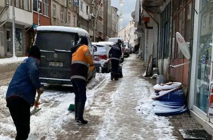 Gürgentepe’de Kar Temizliği Başladı