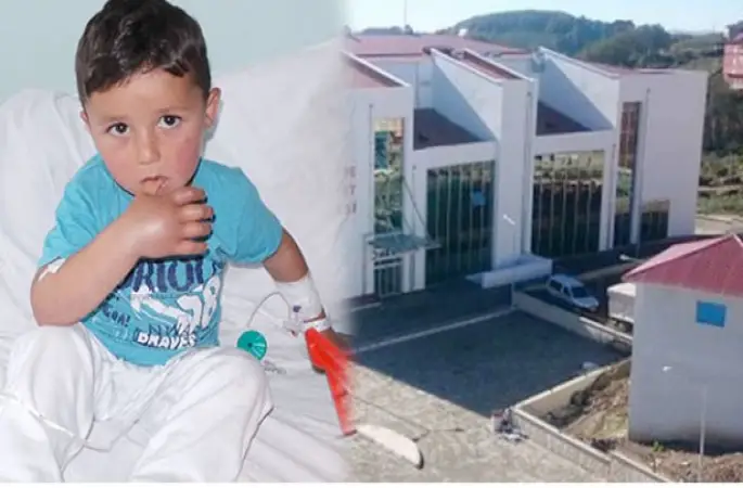 Hastanede Çocuğu Yılan Isırdı 