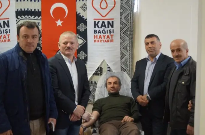 İSTÇAYDER'İN DÜZENLEDİĞİ KAN BAĞIŞI KAMPANYASINA YOĞUN İLGİ