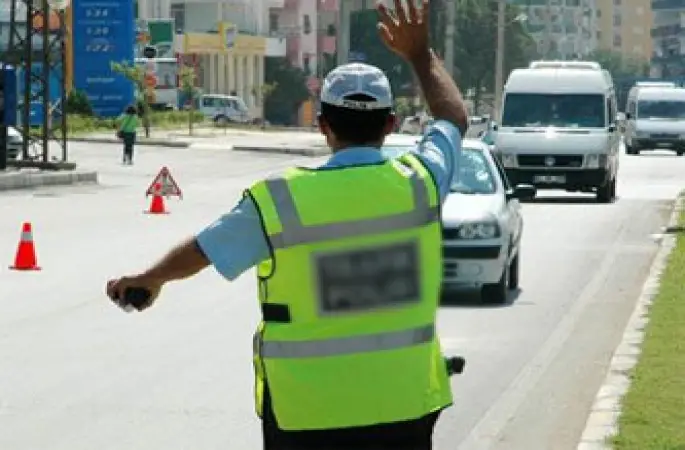 Trafik terörüne karşı sıradışı yöntem!