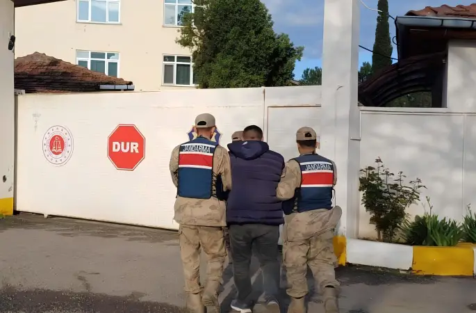 Jandarma Suçlulara Göz Açtırmadı: Arananlar Tek Tek Yakalandı