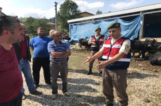 Jandarmadan Hayvan Satıcılarına 'Sahte Para' Uyarısı