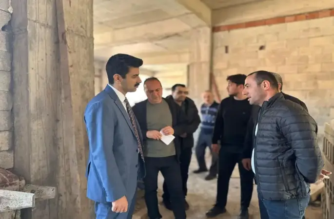 Kabataş Kaymakamı Akın, Devlet Hastanesi İnşaatında İncelemelerde Bulundu