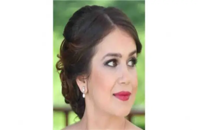 Kanserden Ölen Genç Kadının Cenazesi Toprağa Verildi