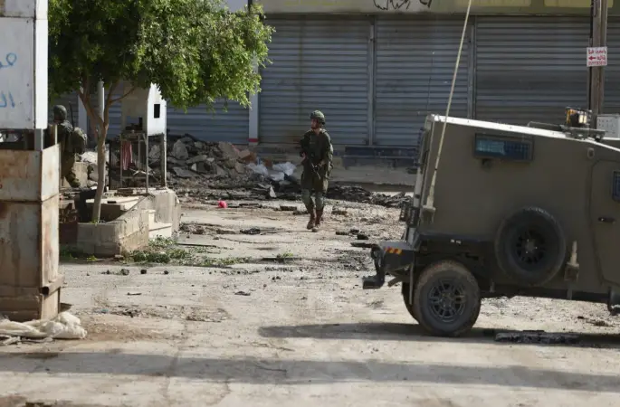 Katil İsrail Güçleri, Batı Şeria'da Filistinli Bir Çocuğu Öldürdü