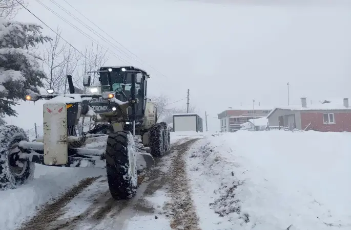 Korgan Belediyesi İlçede Karla Mücadelesini Sürdürüyor
