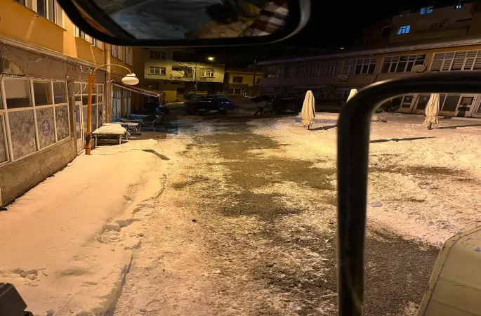 Korgan’da Gece Gündüz Karla Mücadele