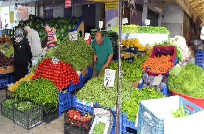 PAZARDA İŞLER YOLUNDA