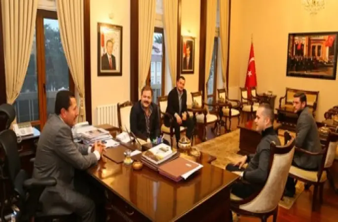 ”Minik Ayaklar Üşümesin Projesi”ne Valilik Desteği