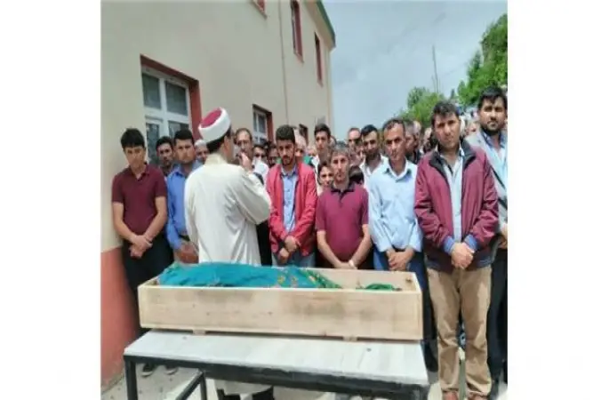 MİNİK DİLARA SON YOLCULUĞUNA UĞURLANDI