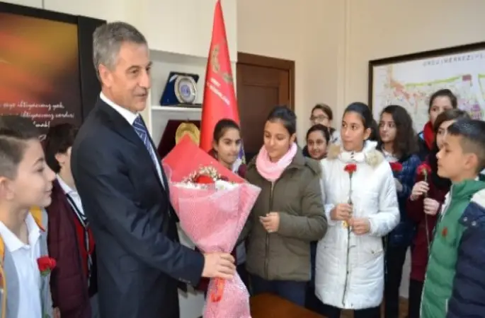 Öğrencilerden Duygulandıran Ziyaret