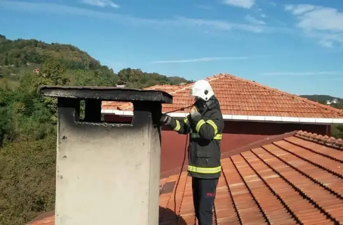 Ordu İtfaiyesi'nden Hızlı Müdahale ile Baca Yangını Kontrol Altına Alındı