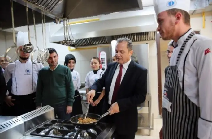 Ordu Üniversitesi Uluslararası Aşçılar Yetiştiriyor