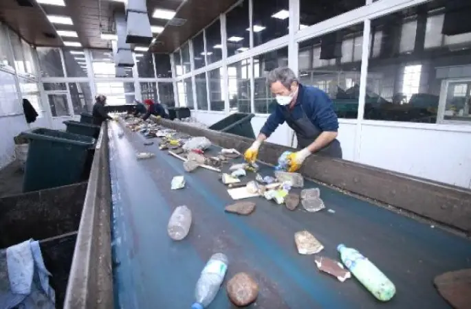 Ordu'da Çöpler Ayrıştırılarak Ekonomiye Kazandırılıyor