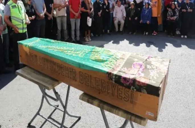 Ordu'da hayatını kaybeden hemşire için çalıştığı hastanede tören düzenlendi