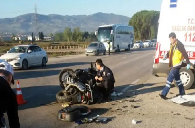 Ordu'da Motosiklet Kamyonete Çarptı: 1 Yaralı