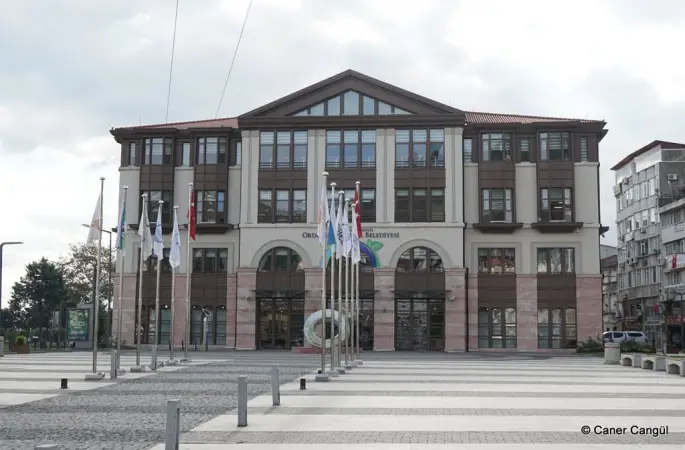 Perde Arkasında 3 Kahraman