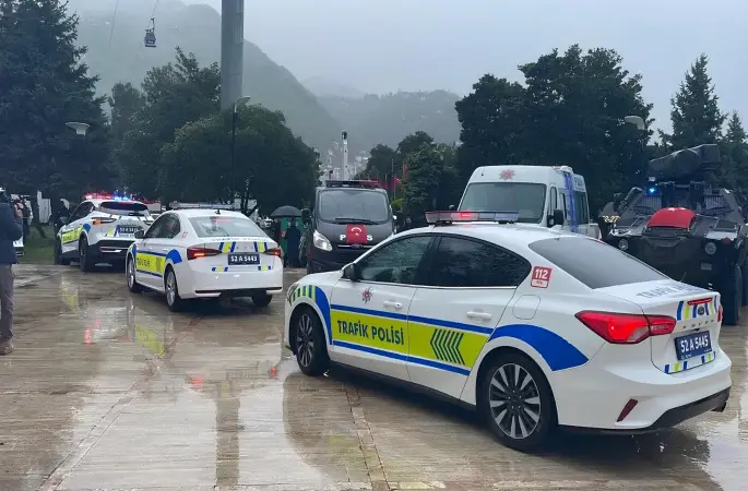 Polis Haftası Çelenk Töreniyle Kutlandı