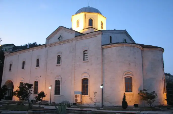 Taşbaşı Kilisesi: Tarih, Mimari ve Sessiz Bir Anlatı