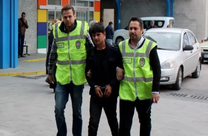 Telefonda Dolandırıcılık Zanlısı Suçüstü Yakalandı