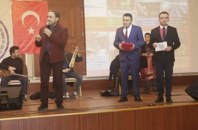 Tikenlice Derneği Tanışma ve Kaynaşma Programı Düzenledi