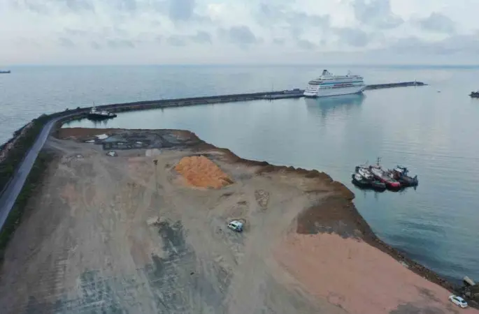 Ünye limanı büyüyor