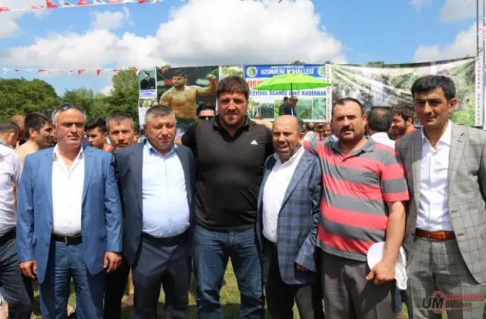 Uzundere Piknik Şöleninde Recep Kara Sürprizi 