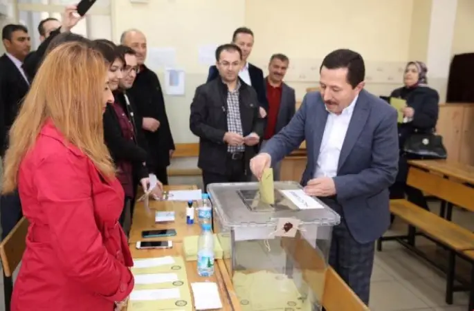 Vali Balkanlıoğlu, "Ordu'da Halkoylamasının Huzurlu Geçmesi İçin Tüm Tedbirleri Aldık"