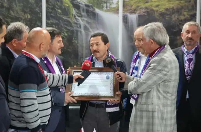 Vali Balkanlıoğlu’na Fahri Hemşehrilik Beratı Verildi