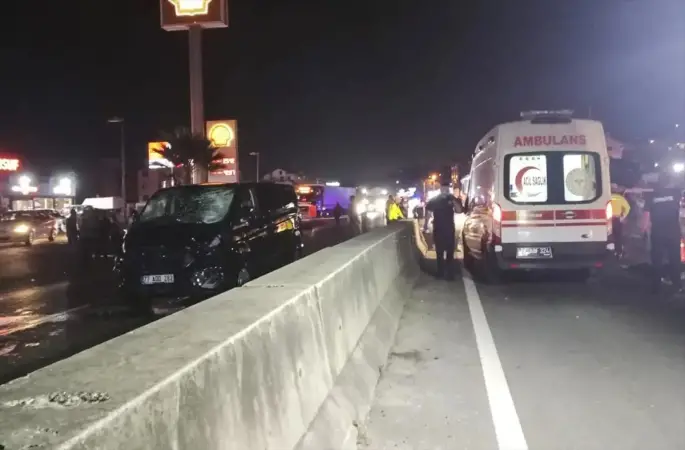 Yalova’da feci kaza: Minibüsün çarptığı 2 kişi hayatını kaybetti